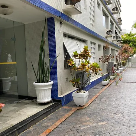 Apartamento Guarujá Enseada Caravela - próximo da praia - com ar condicionado e vaga para carro-3